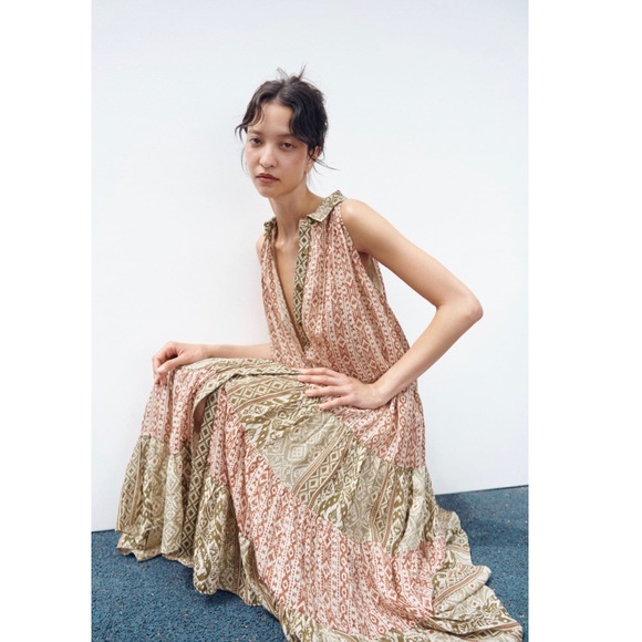 Zara Shiny Metallic Midi Dress in Red and Green Print Size Small - Picture 2 of 12